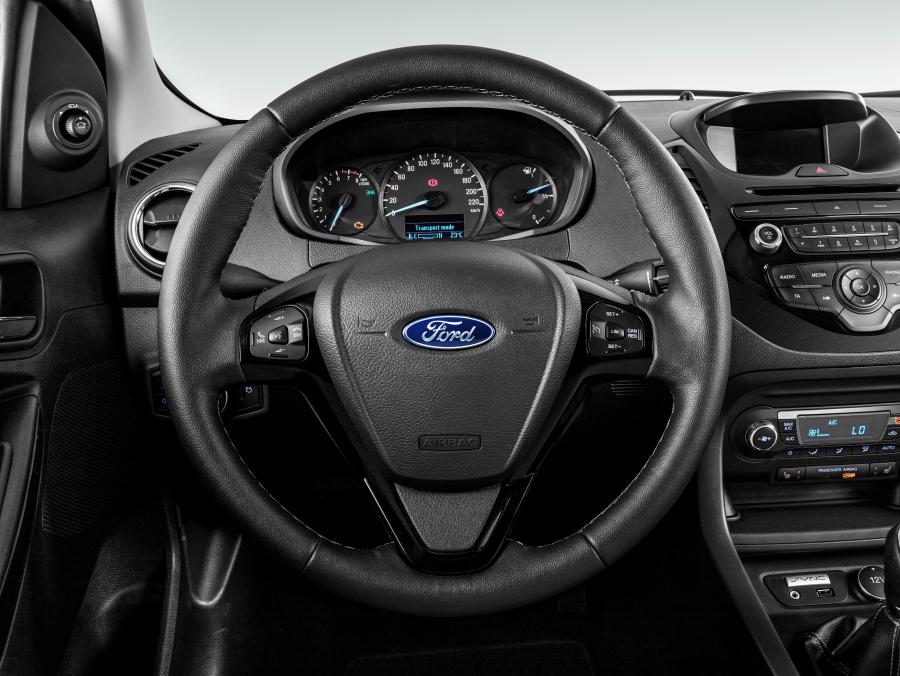Панель приборов Ford Ka+ 2016 года  (EU) (фото 18 из 40)